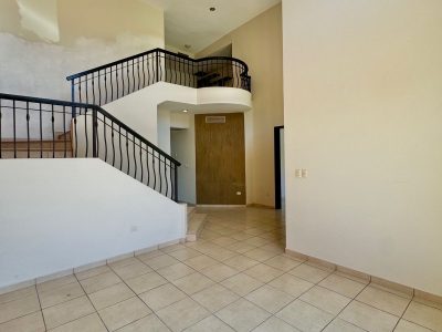 0215dddb-e223-45af-87d9-c071acc530e2