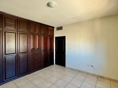 1b0b1db5-bdf4-440f-a50e-b87e6109832a