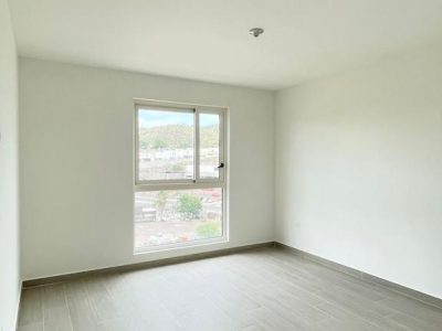 2ce87253-80c8-463b-867c-8abf3ae66b0e