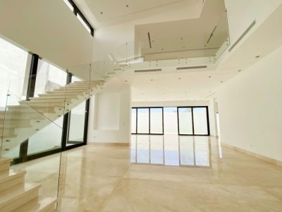 5d7fda5d-d64f-4544-b742-890825386d2e