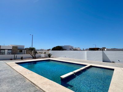 7b003b73-57b6-44de-8083-bbad56da872e