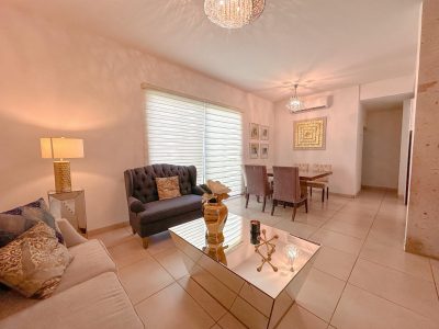 WhatsApp Image 2025-05-21 at 9.00.17 PM