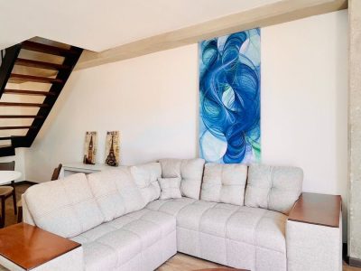 ac6c8ca2-1bba-47b4-91ff-90a87b6800c1