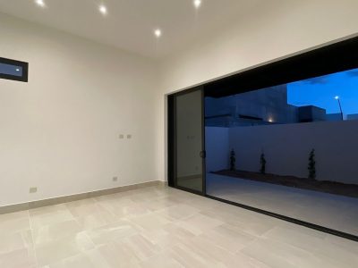 c3b1f45d-e9e2-4e67-a7d4-891ddd63ec77