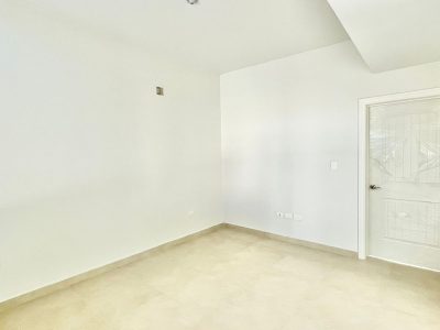 cb538eac-67f0-4a9a-96b9-4fd8a25f1740