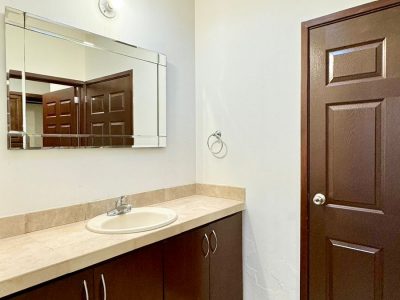 fb566a61-c81c-4792-9220-a0eccaea3d5d